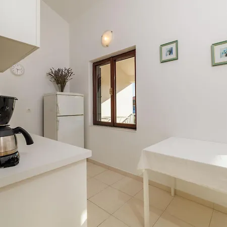 Apartman Biserka Palit