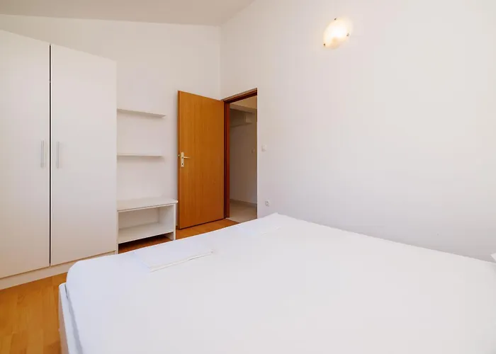 Biserka アパート