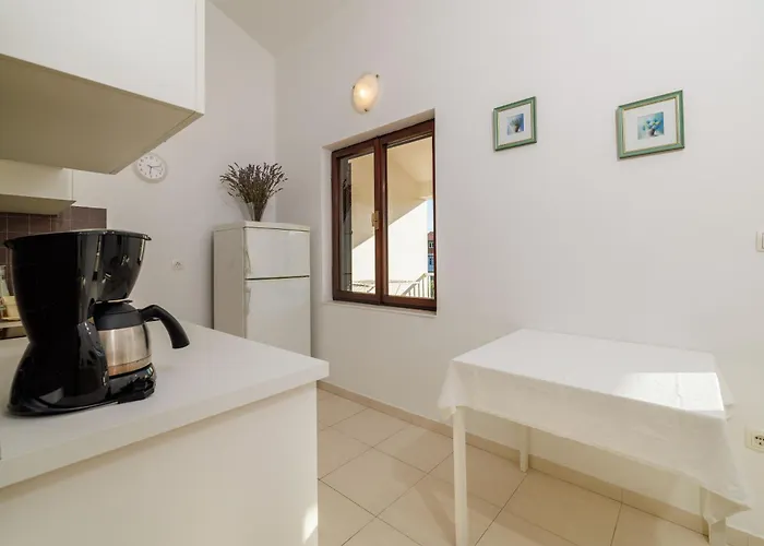 アパート Biserka Palit