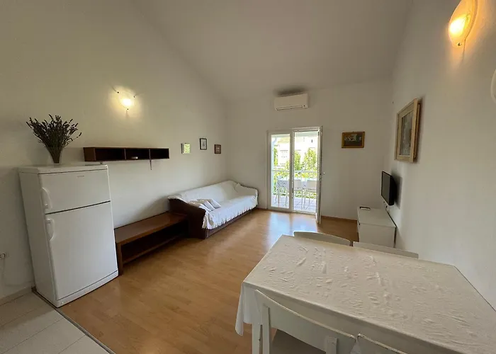 Biserka アパート Palit